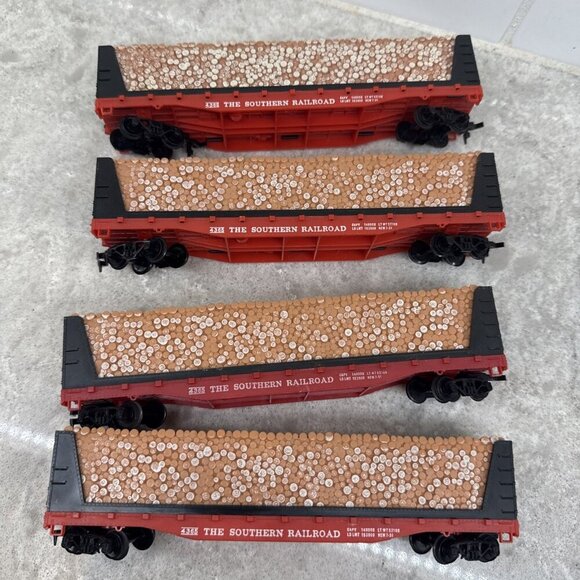 Tyco HO #4365 The Southern Railway Flat Car Bulkhead w Pulpwood Load Lot of 4 - Picture 2 of 7